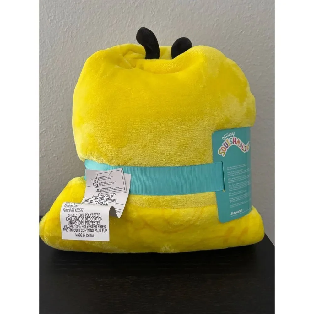❤️Squishmallows Hooded Throw-Sunny
